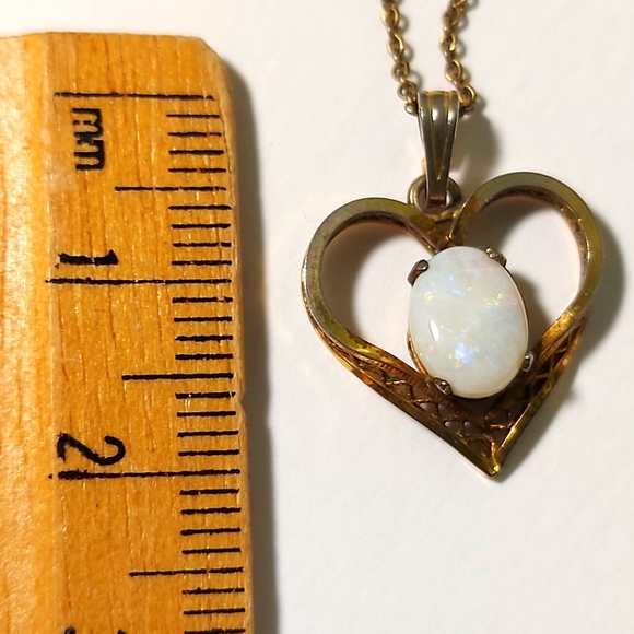 Vintage Glittering White Opal & Gold Filled Pendant & Chain (Libra Gemstone) - Picture 6 of 15